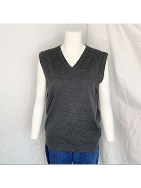 🦩LE CHATEAU Sweater Vest - Size M (🦩2 for $25)